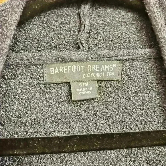 Barefoot Dreams CozyChic Lite® Island Wrap Size S/M - Picture 5 of 9